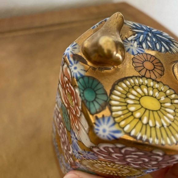 Vtg Japanese Shoxan Kutani Sake Bottle Sing Bird Hand Paint 1000 Flowers Design - Picture 6 of 7